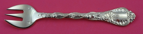 Oyster Fork retailed $889 never used 5 1/2